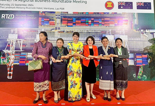 The Chairwoman of WeLead with female entrepreneurs in the agricultural production and import-export sector attended the AANZFTA Business Forum held in Vientiane, Laos, September 20-22, 2024